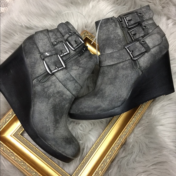 Daytrip Shoes - Buckle Daytrip Ankle boots (brand new)